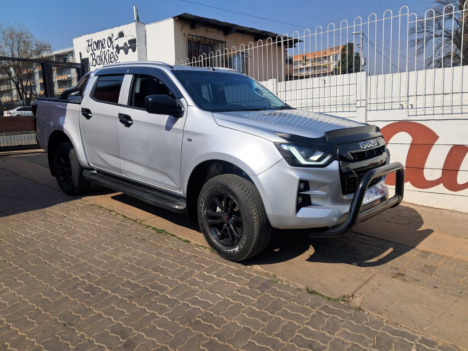 2025 Isuzu D-MAX