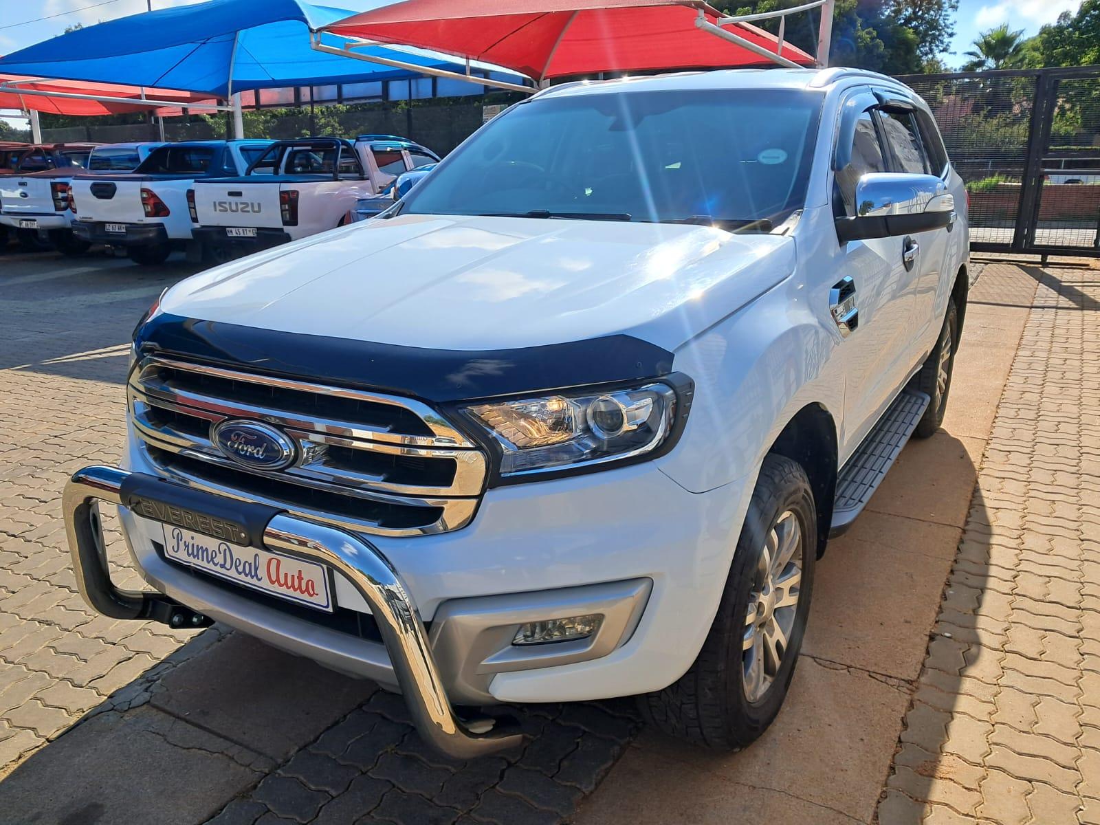 2017 FORD Everest